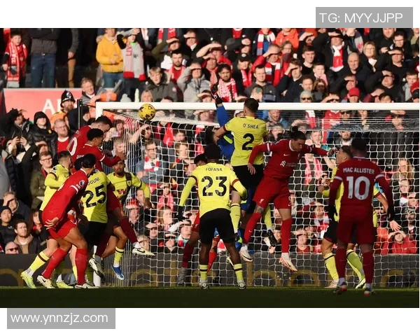 利物浦与巴萨对决前瞻出场阵容分析及战术解读