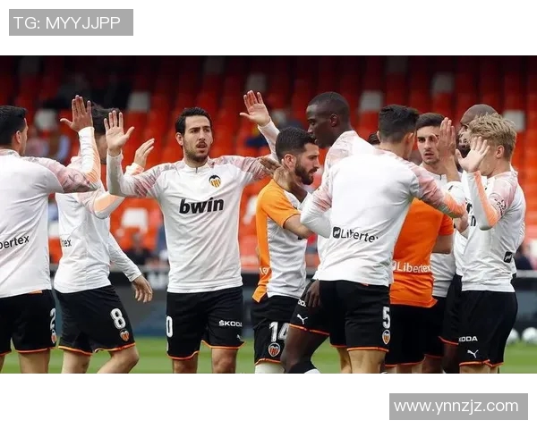 恒大与瓦伦西亚激战正酣中超球队迎战西甲劲旅的精彩对决